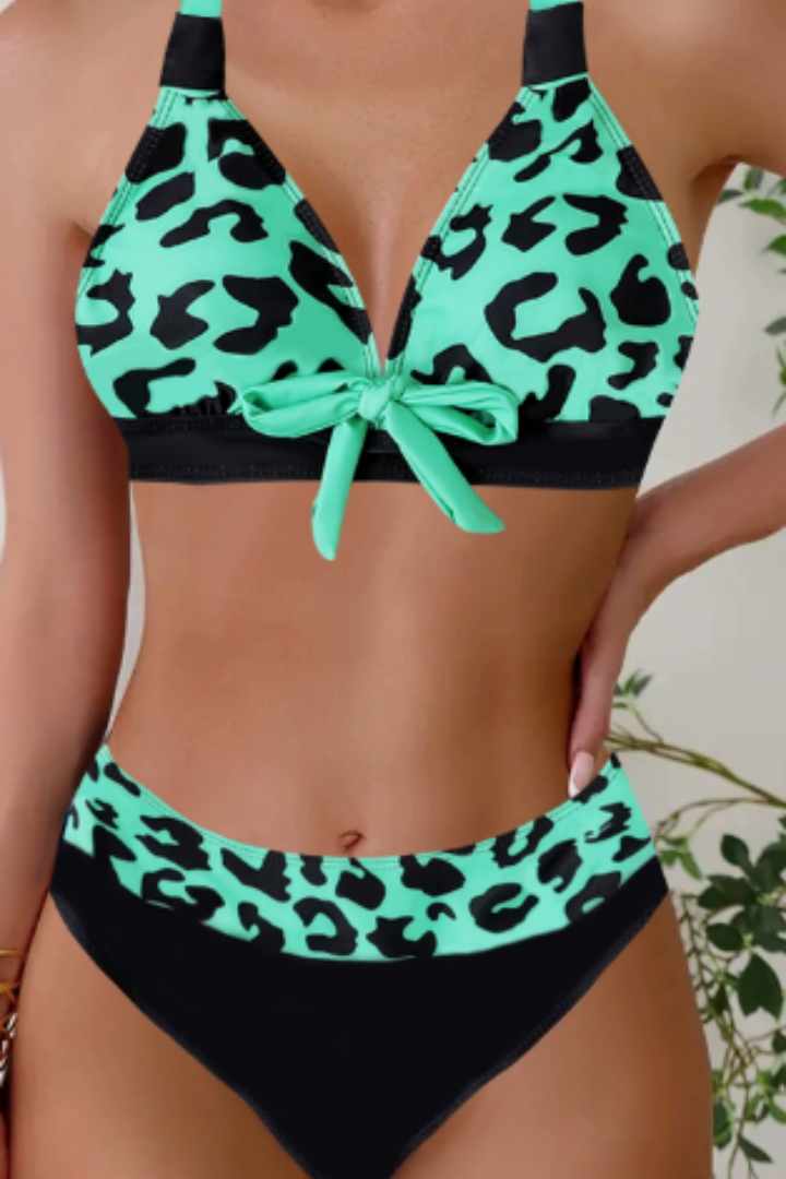 Women V-neck bikini set women bikini set with V-neck bikini top with front tie